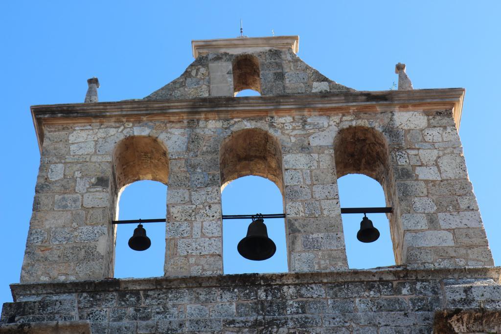 Hotel Odette Colonial Santo Domingo Exterior photo