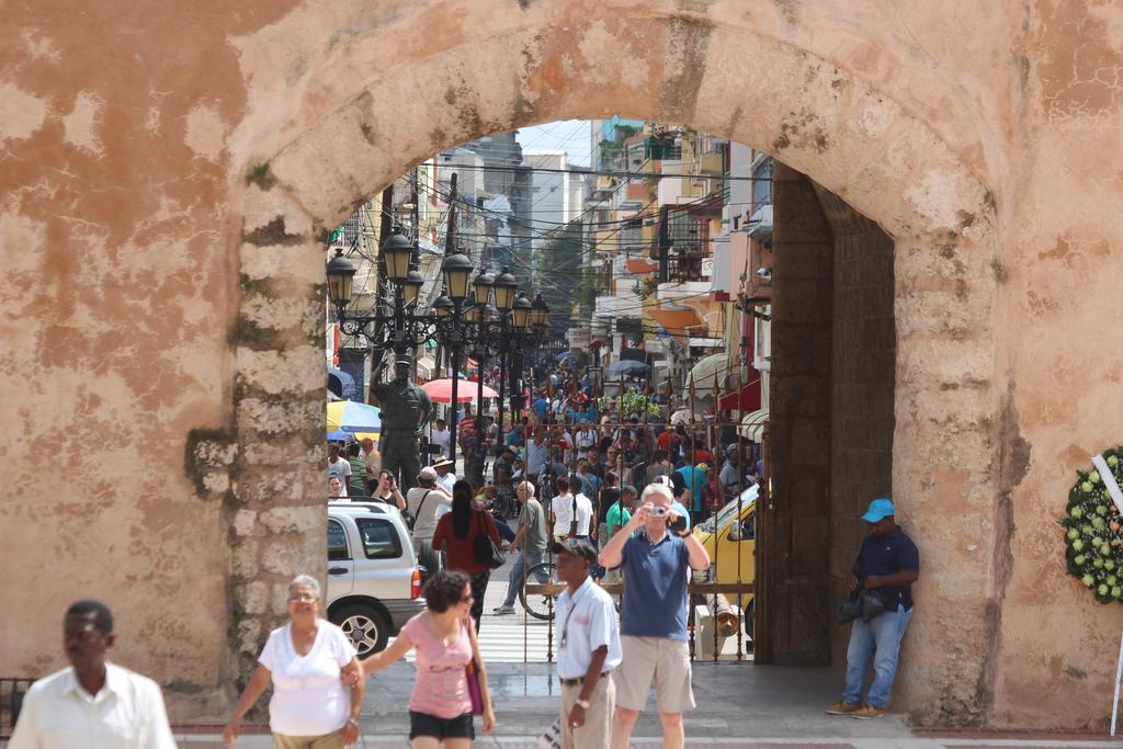 Hotel Odette Colonial Santo Domingo Exterior photo
